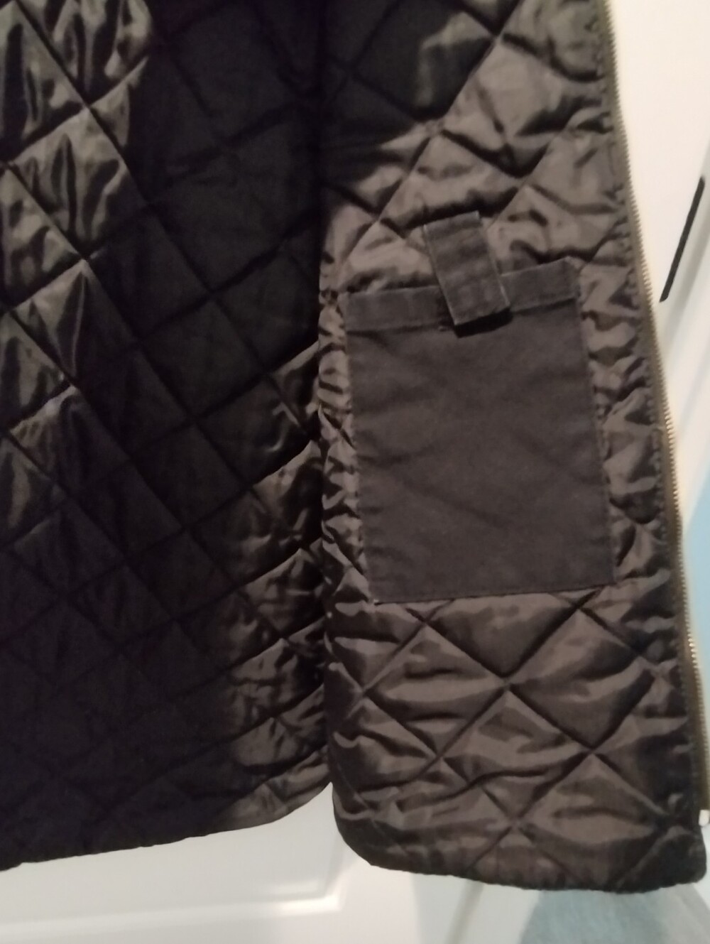 Filson CCF Work Vest - Picture 5 of 8